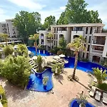 Bratanov Cascadas Family דירה